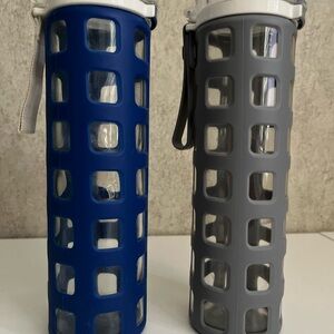 Ello Bundle Blue and Gray Glass Water Bottles with silicone sleeve 2 pack